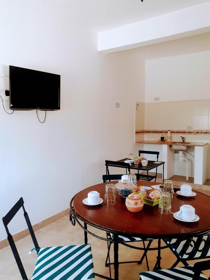 Hostal Los Faroles Chicoana Ngoại thất bức ảnh